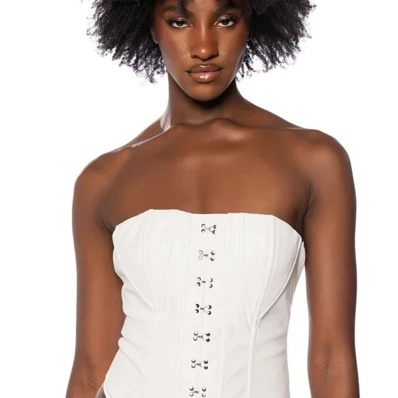 Callie Lives Miz Goth Life: Structured Black Faux Hook & Eye Corset Top Medium - Picture 6 of 7